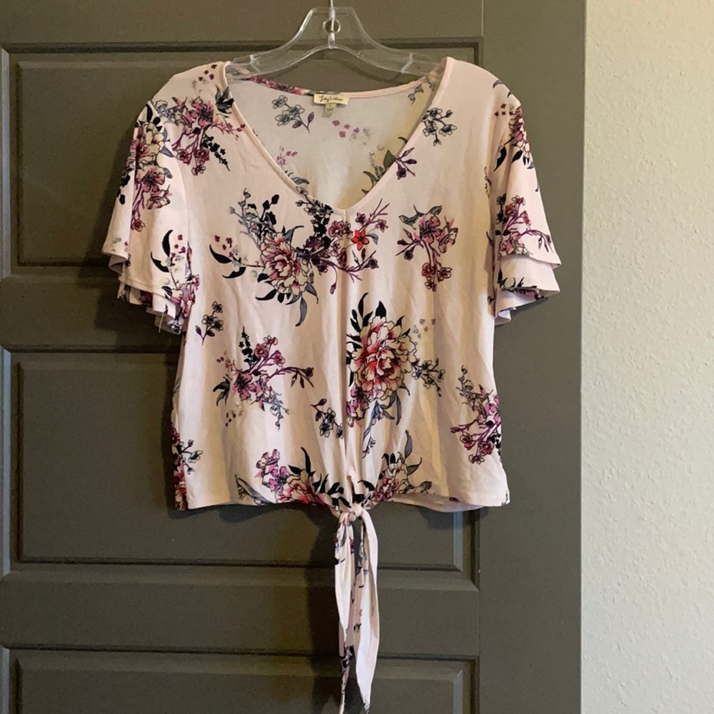 Pastel Pink Floral Blouse🌸